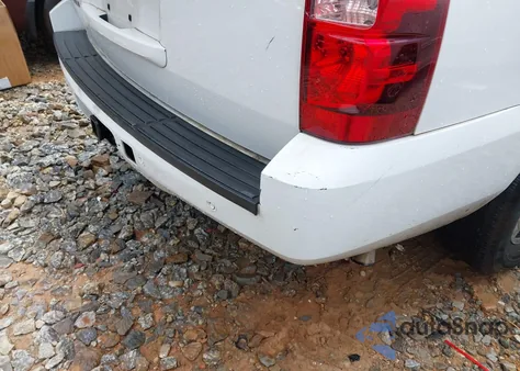 2013 Chevrolet Suburban 1500 Lt из США, поврежденный, VIN 1GNSCJE02DR239766